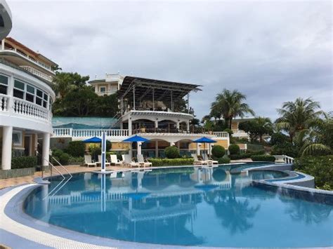 𝗧𝗛𝗘 𝟭𝟬 𝗕𝗘𝗦𝗧 Hotels in Panay Island of 2024 (from ₱799).